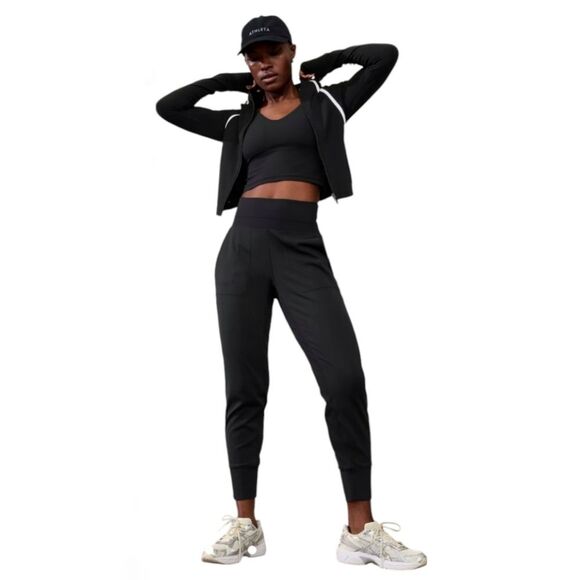 Athleta Venice Jogger size M - Picture 1 of 8